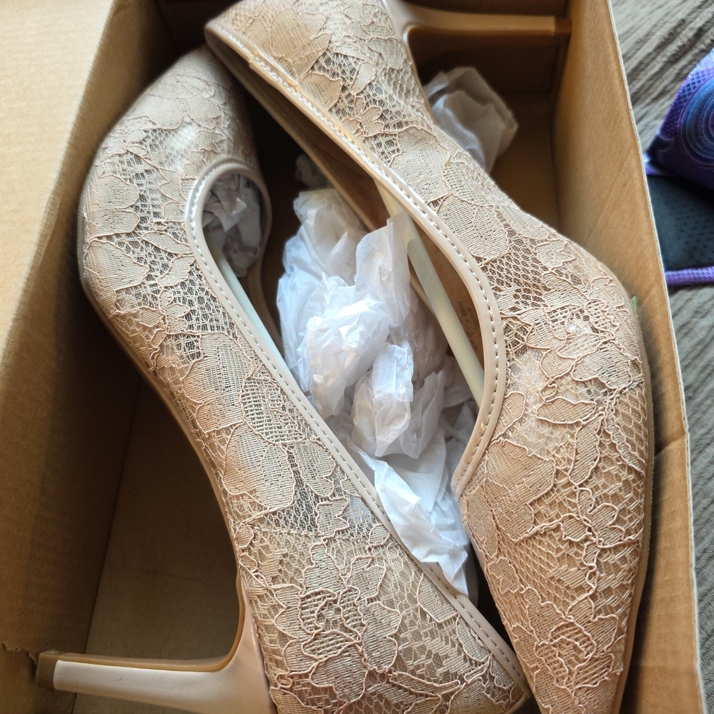 Dressbarn Lace Nude Heels